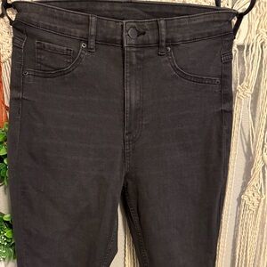 H&M Women's Charcoal Skinny Jeans